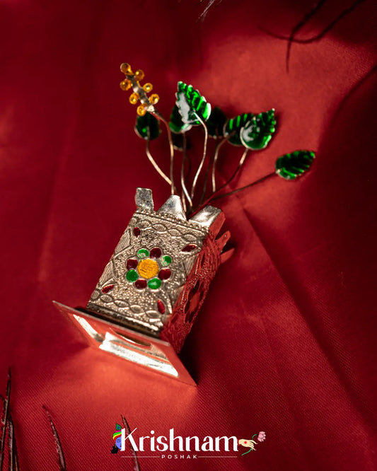 Pure Silver Tulsi Plant for Pooja/Worship and Gifting Purpose (20 Gram Approx) - Lord of Universe